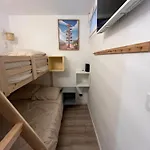 A Pied - 5 Couchages - Terrasse Et Parking Appartement Hyères