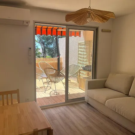 Appartement A Pied - 5 Couchages - Terrasse Et Parking *