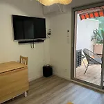 A Pied - 5 Couchages - Terrasse Et Parking
