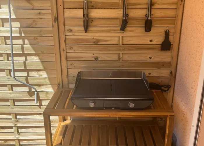 Διαμέρισμα Confort Et Evasion A L'almanarre Ιέρ