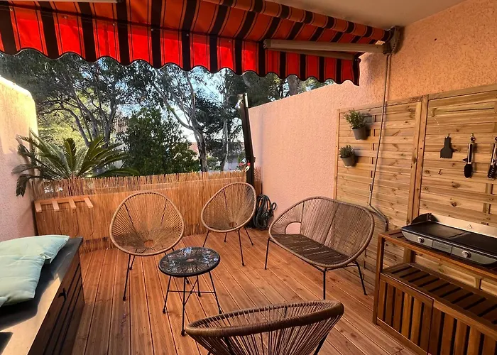 Confort Et Evasion A L'almanarre Διαμέρισμα